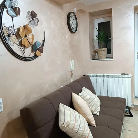 Rustic Apartment *